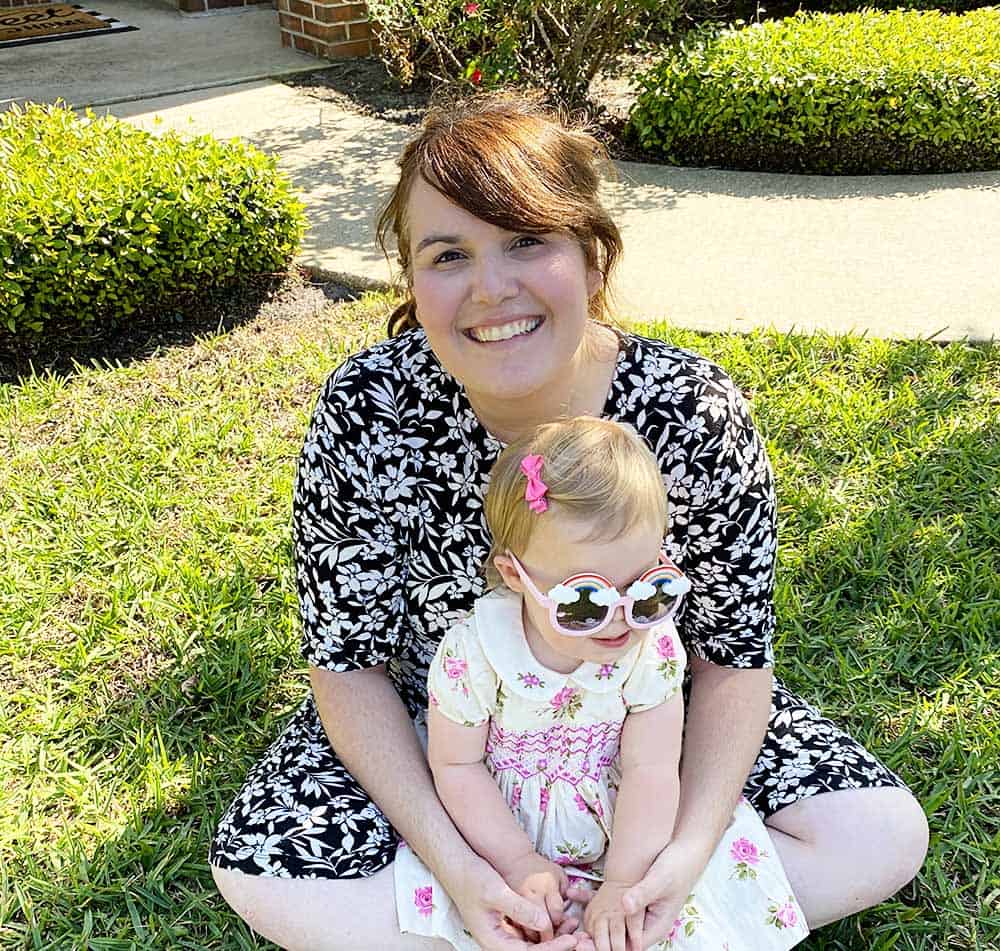 Aylin Kelly - Jacksonville mom and the creator of The Littlest Book Club in Jacksonville, FL